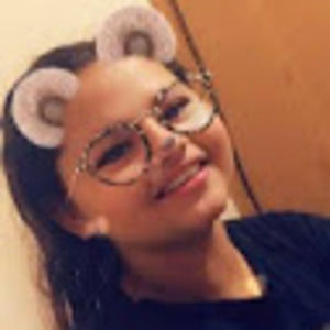 Meet your Posher, Izabella